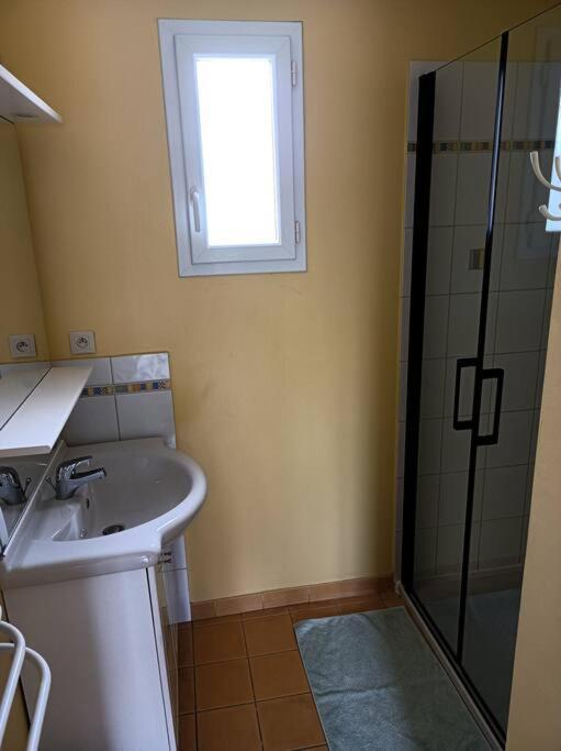 Anduze Gite Les Pins Au "Petit Clos Des Cigales" Massillargues-Attuech Dış mekan fotoğraf